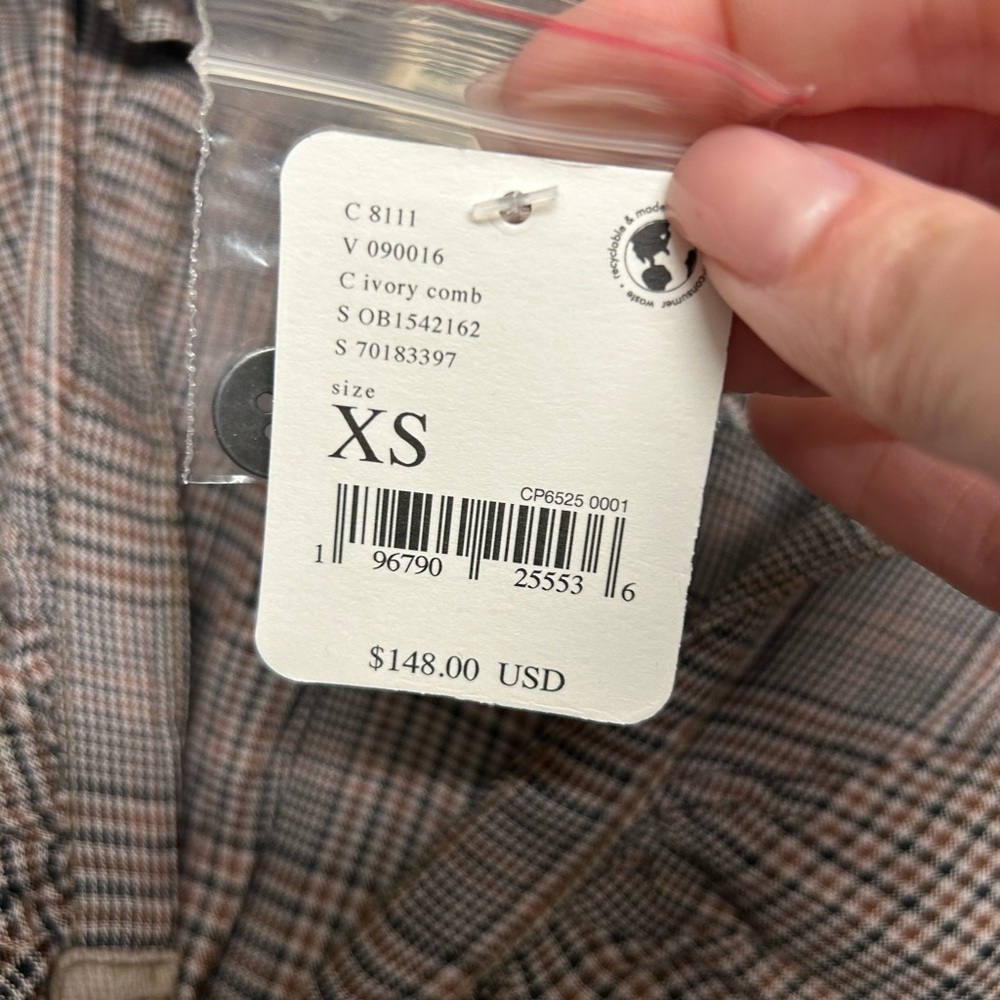 We the Free NWT top plaid PRICED TO SELL - Picture 4 of 6